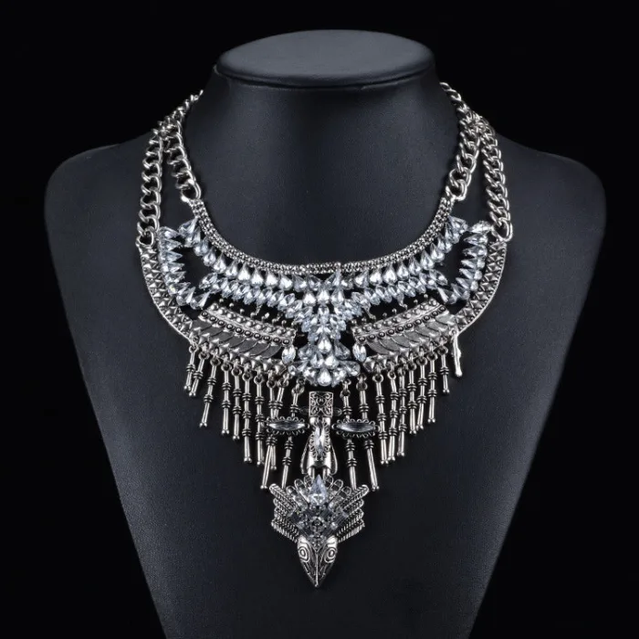 Alloy Diamond Short Necklace Crystal Necklace - Image 11