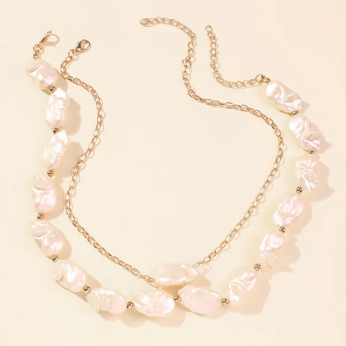 Holiday Style Irregular Pearl Necklace - Image 5