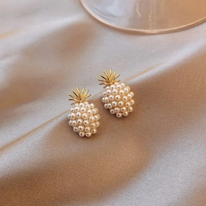 Pineapple Starfish Pearl Earrings - Image 4