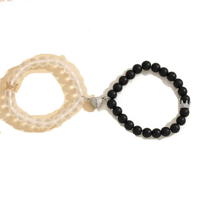 Fashion Jewelry 2pcs Handmade Crown Beaded Charms Bracelet Luminou Heart Glow In The Dark Couple Bracelet For Lover Men Women Fluorescent Gift - Image 9