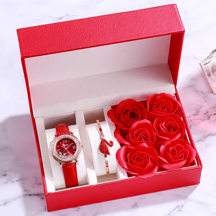 Valentine's Day gifts for ladies watches - Image 12