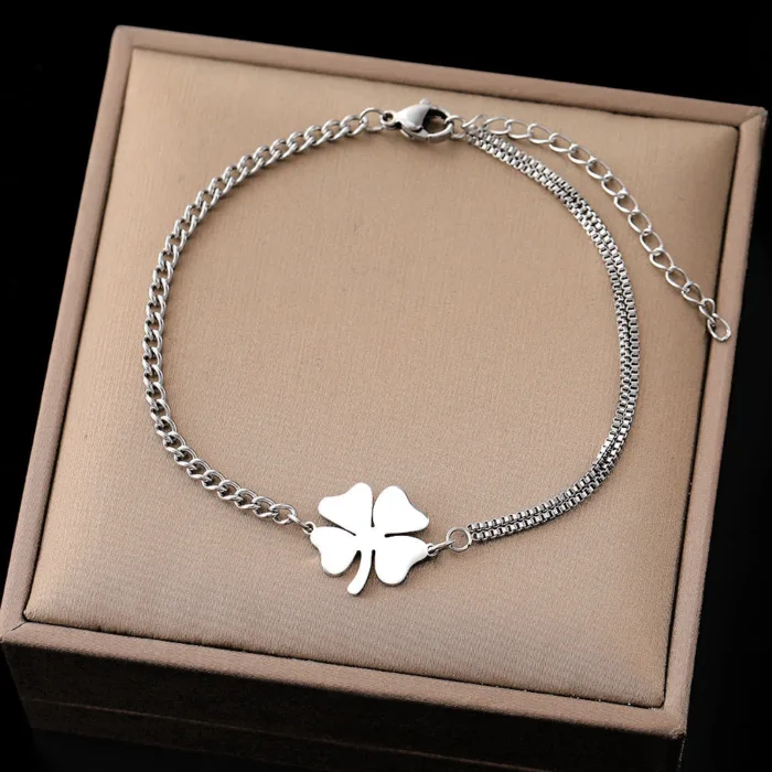 Creative Personality Retro Love Clover Titanium Steel Bracelet - Image 11