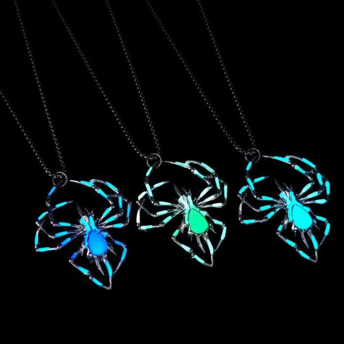 Halloween Creative Stereo Luminous Spider Necklace Jewerly Glowing Night Fluorescence Antique Vintage Glow In The Dark For Men Women Gift Party Halloween Day Club - Image 3