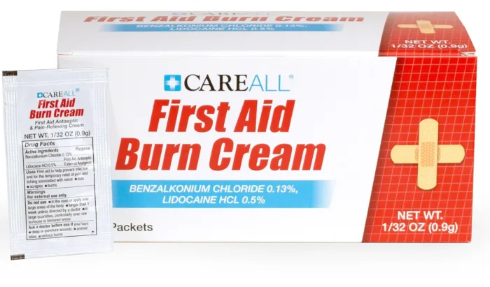 CareAll First Aid Burn Cream 0.9g Packets (Pack of 144) Pain Relieving First Aid Cream for Temporary Relief of Pain from Minor Burns, Cuts, and Scrapes with Benzalkonium Chloride and Lidocaine HCI