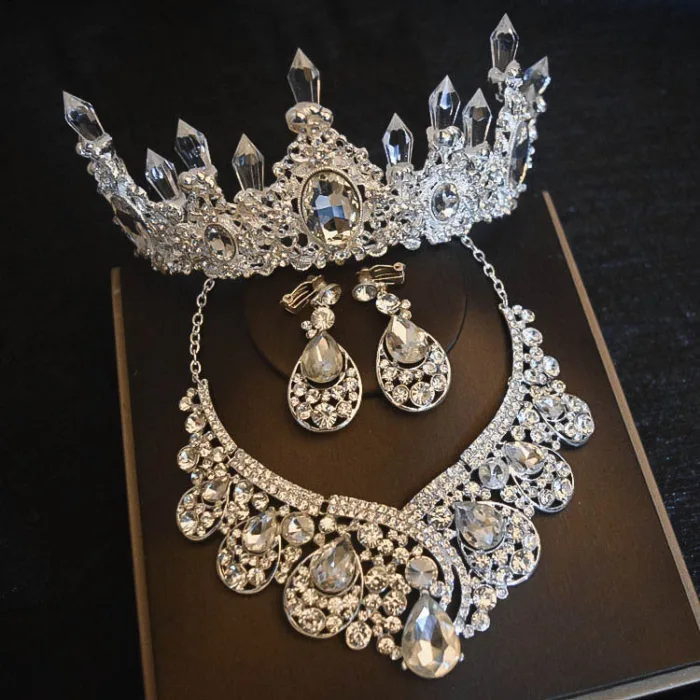 Bridal Headdress Flowers Wedding Hair Accessories Accessories Crown Necklace Earrings Three-piece Set Wedding Accessories - Image 5